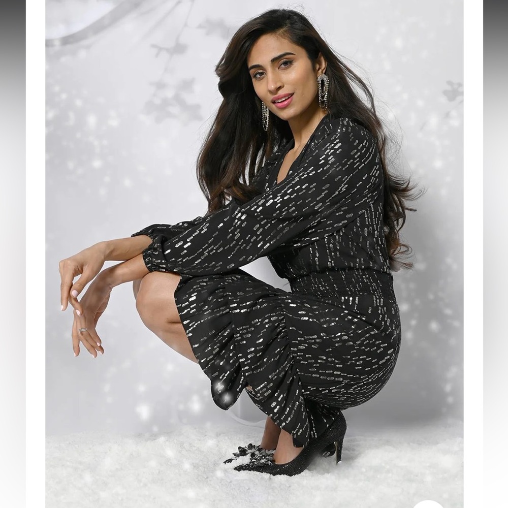 Frank Lyman Black Sparkly Long Sleeve Dress 10